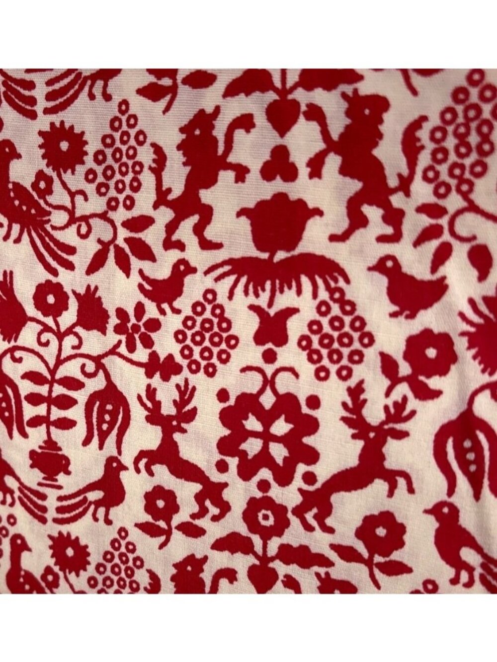 Red & Cream Cotton Fabric Folk Animal Pattern 1/2 yard x 44" - Picture 6 of 13